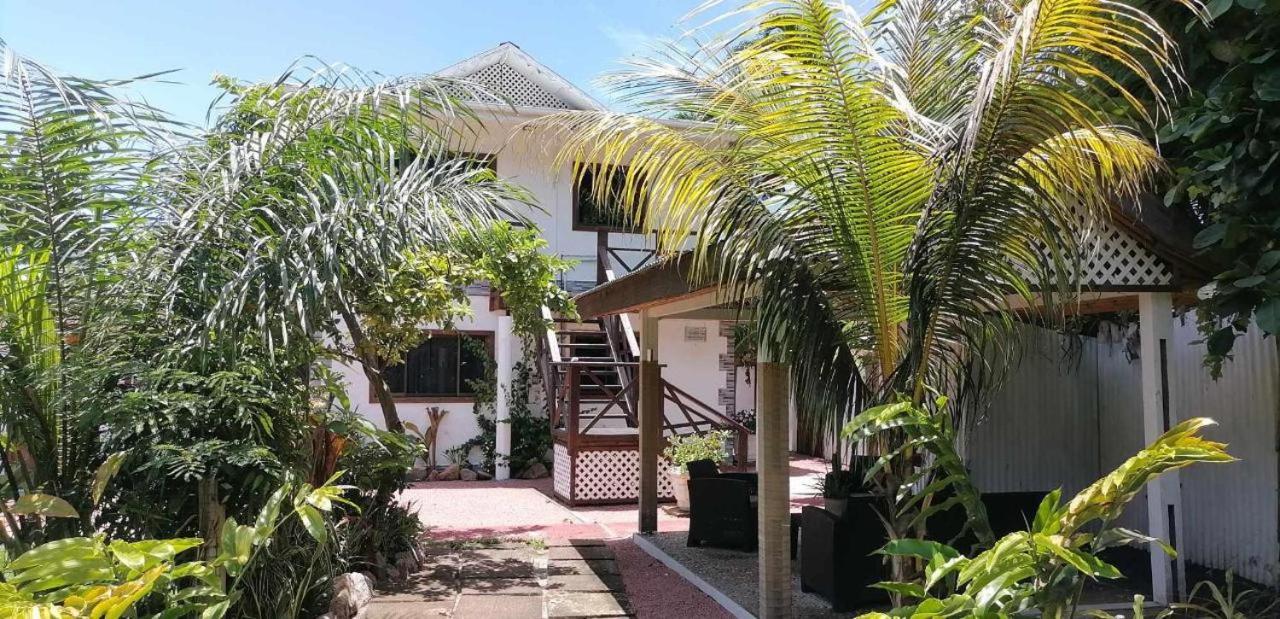 Villa Rafia Baie Sainte Anne Exterior foto