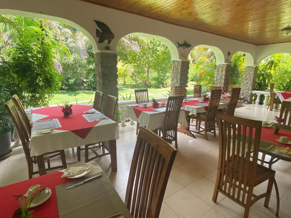 Villa Rafia Baie Sainte Anne Exterior foto