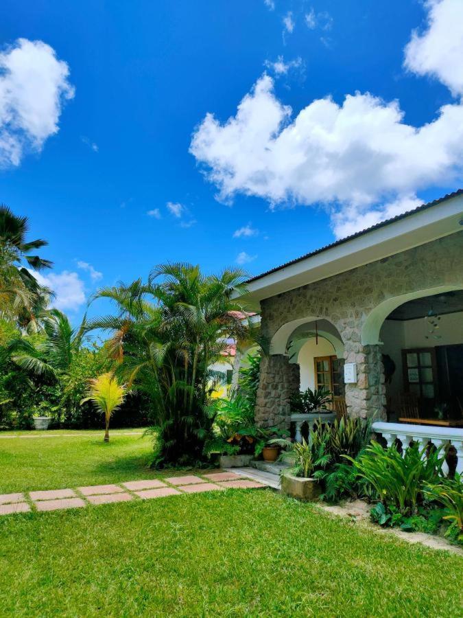 Villa Rafia Baie Sainte Anne Exterior foto