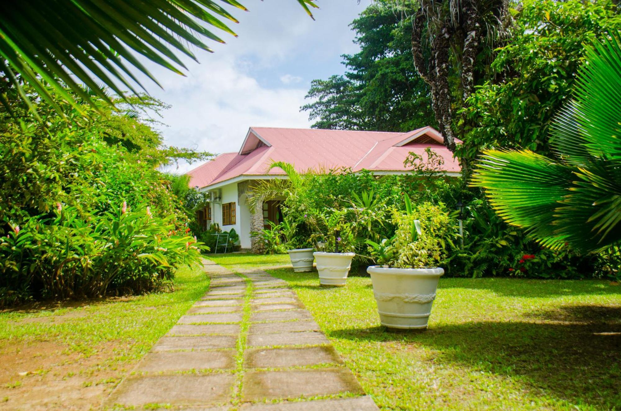 Villa Rafia Baie Sainte Anne Exterior foto