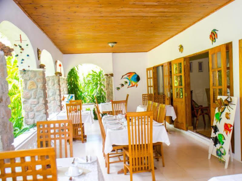 Villa Rafia Baie Sainte Anne Exterior foto
